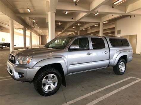 Toyota tacoma parts craigslist - The Toyota Tacoma has been one of the most popular mid-size pickup trucks for 15 years in the United States. The third-generation of the truck made its debut in 2016 and brought in a fresher look with a new grille, headlights and other styl...